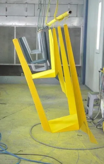 Couleur jaune chaise